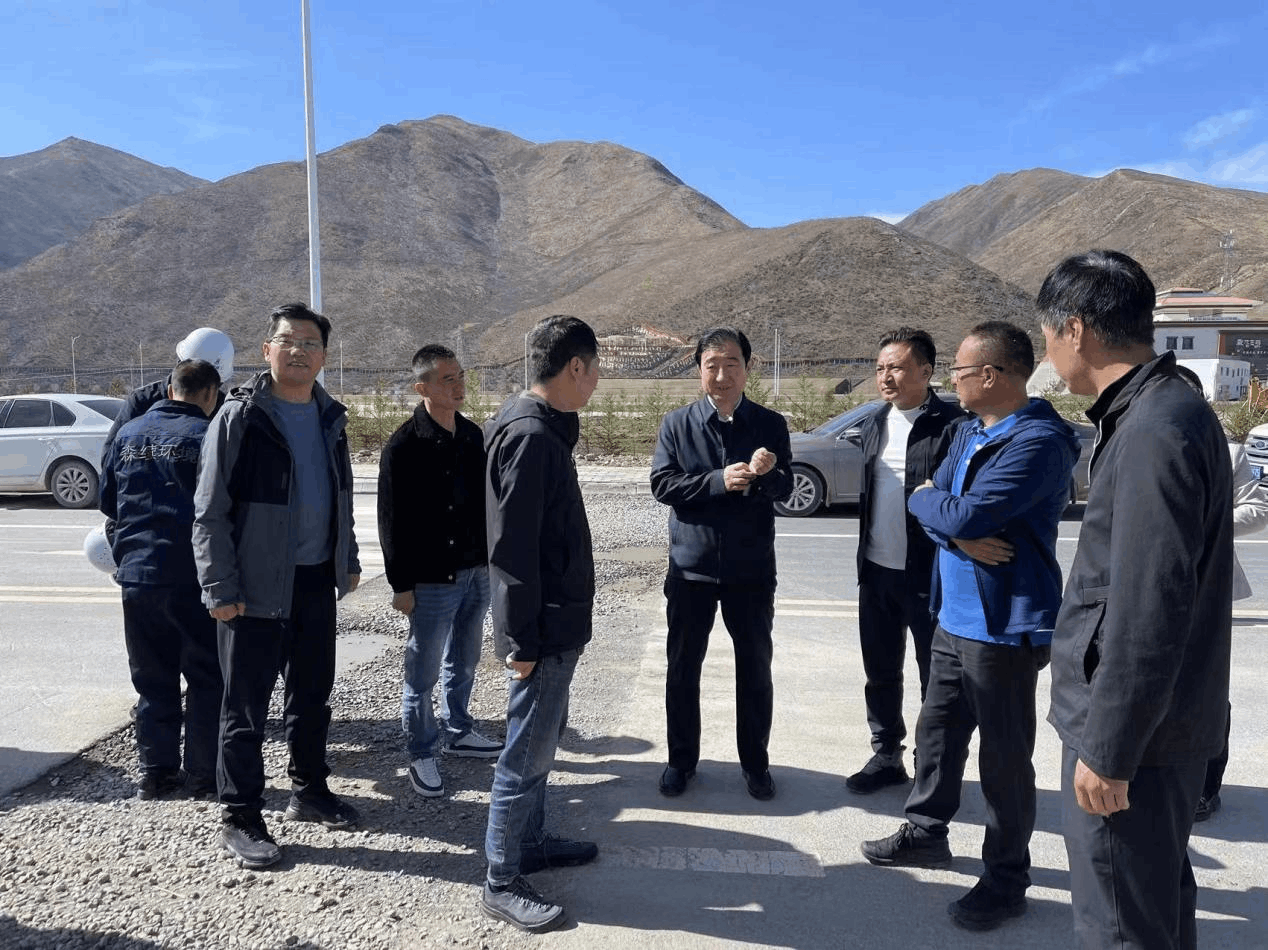 省政協(xié)副主席霍衛(wèi)平一行蒞臨碌曲縣污水處理廠(chǎng)監(jiān)督調(diào)研