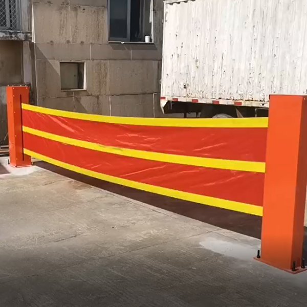 柔性防撞護(hù)欄