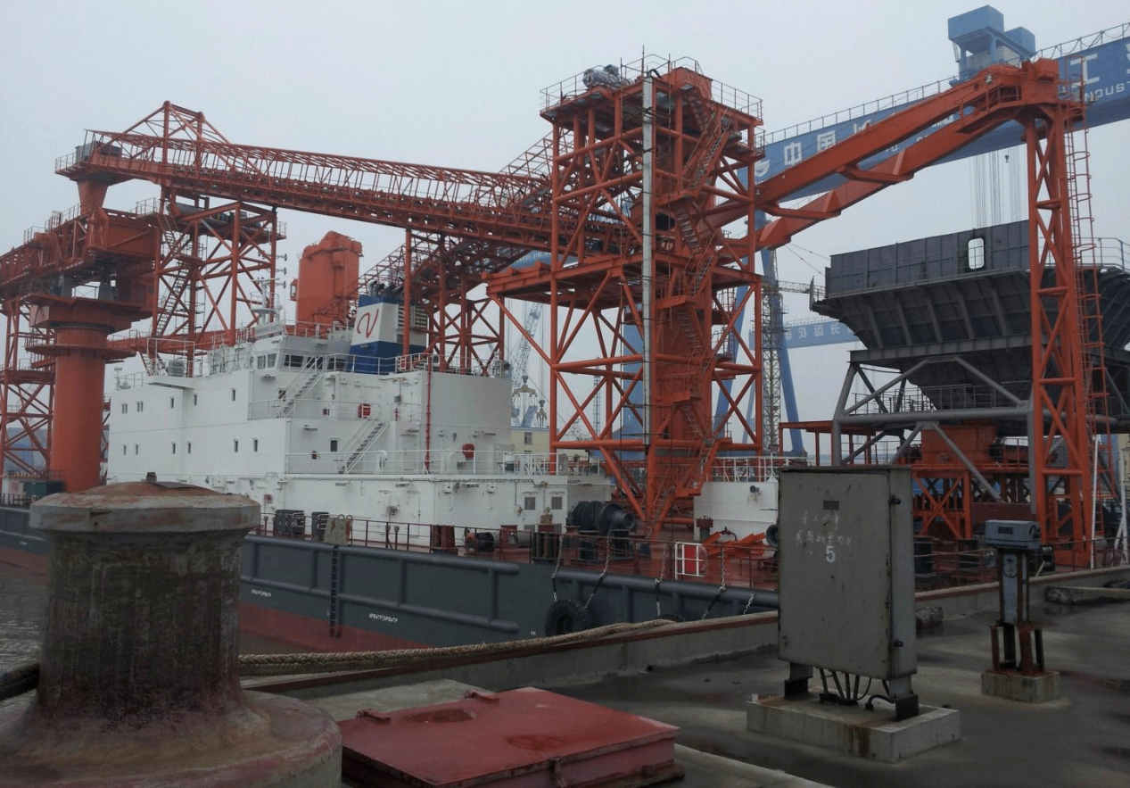 中交二航局（以色列近海碼頭）海上平臺移動式皮帶機項目
