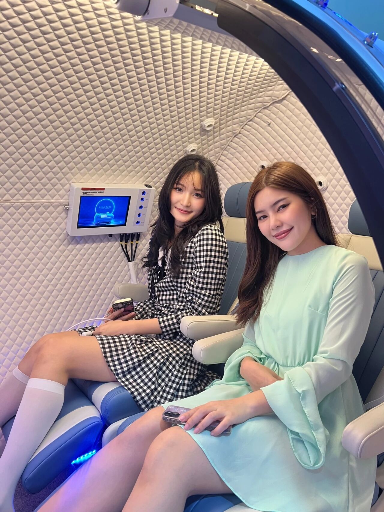 6851b187702bd5a4d01056ece51f66be