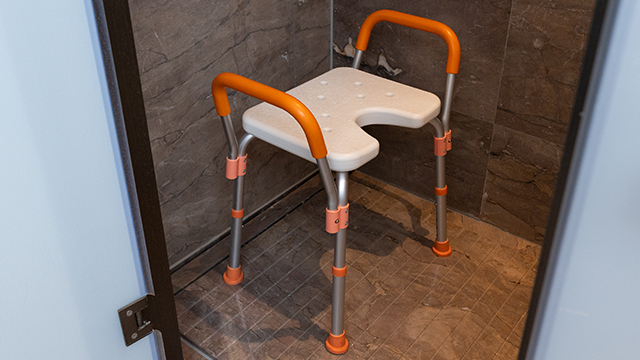 防滑洗澡椅銷售廠家 誠信互利 瑞珂福供應(yīng)