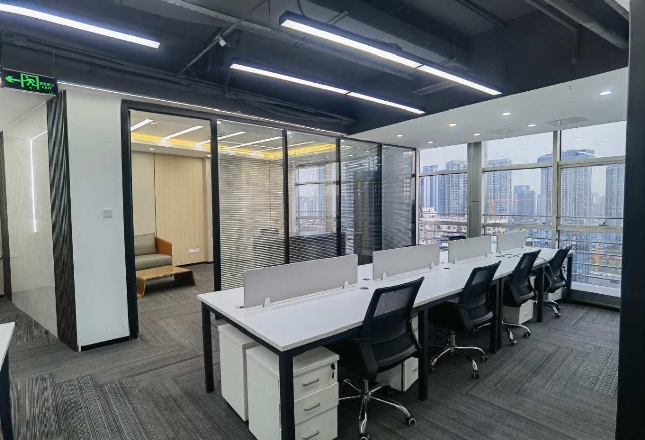 辦公區(qū).jpg 辦公區(qū).jpg