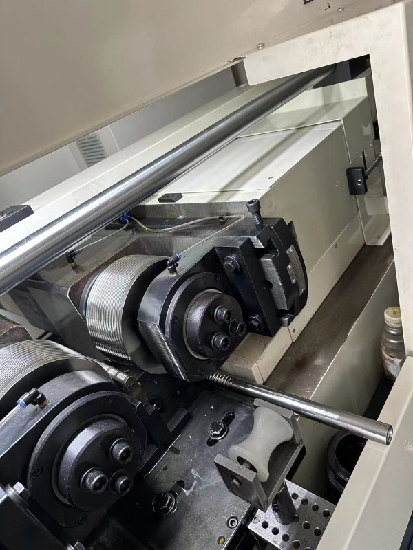 高精密數(shù)控滾絲機(jī)25NC