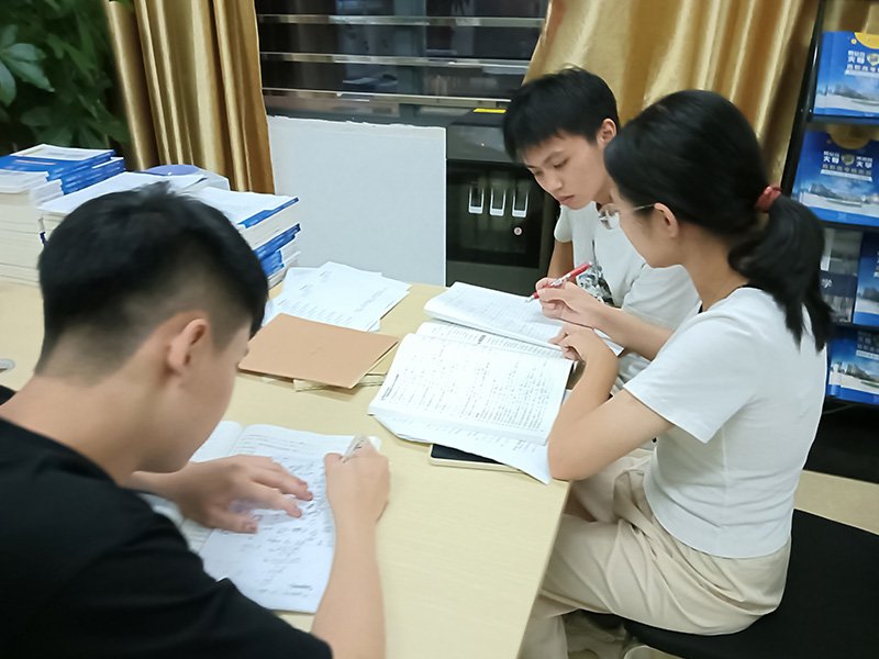 晚修辅导-广州卓佛教育培训中心有限公司