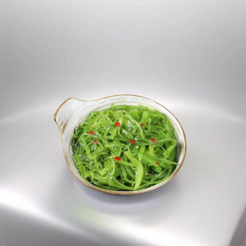 wakame seaweed salad wasabi