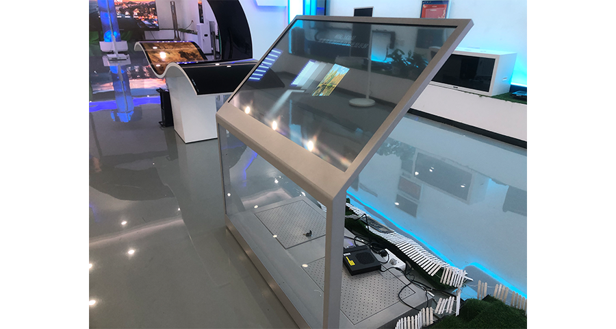 廣東展會(huì)展臺(tái)OLED透明屏源頭廠(chǎng)商 服務(wù)為先 廣州市揚(yáng)程電子供應(yīng)