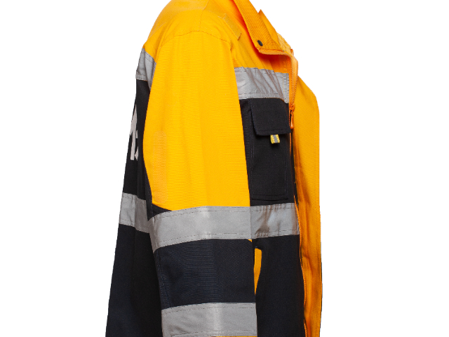 學(xué)校團(tuán)體服裝廠家推薦 來(lái)電咨詢 成都宏冠服飾供應(yīng)