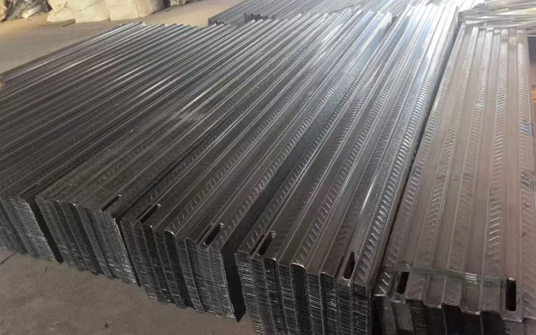 湖北質(zhì)量靠譜腳手架盤扣出租 武漢友順誠興建筑設(shè)備租賃供應(yīng)