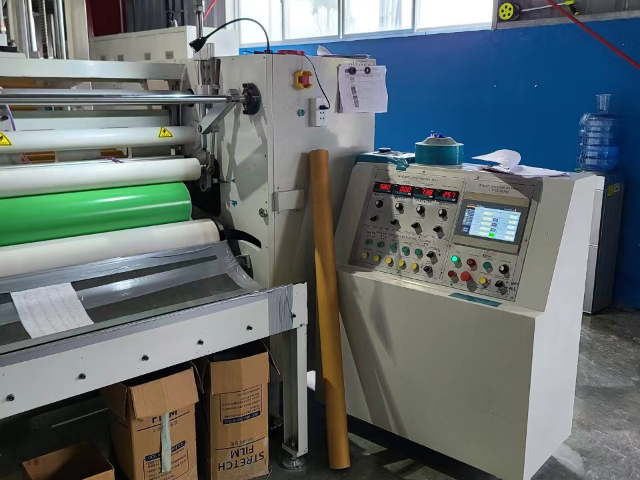 江蘇功能材料壓延機質(zhì)量保證 蘇州菱肯機械供應(yīng)