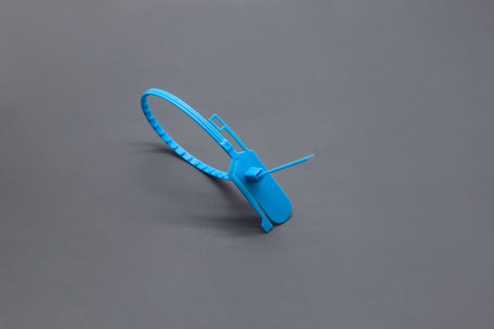 服裝塑料封條供應(yīng)商 佛山市順德區(qū)容桂盈力實(shí)業(yè)供應(yīng)