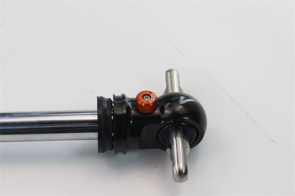 吉普牧馬人氮?dú)鉁p震器