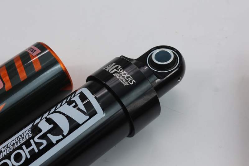 比亞迪 T5 房車換氮?dú)鉁p震器