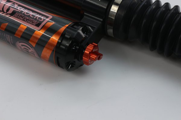 比亞迪T5房車一代手調(diào)霸哥氮氣減震器