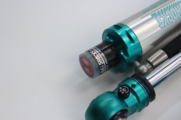 道奇公羊5500定制無線電控氮氣減震器