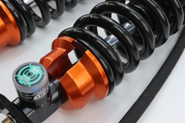 北汽BJ60增程版改裝該減震器