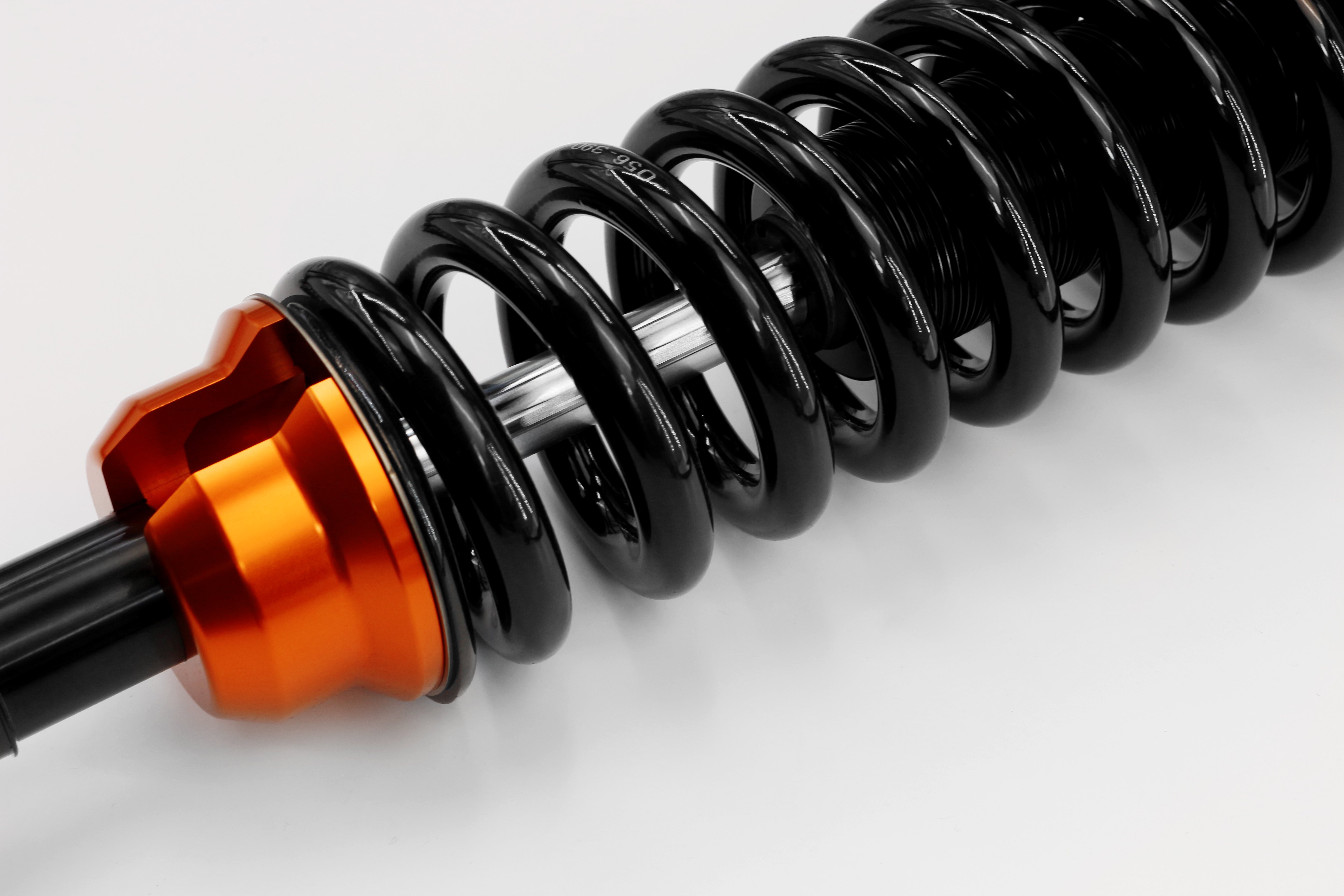 坦克700無線電控壓縮回彈氮氣減震器升高1.5寸