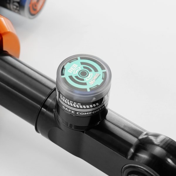 豐田LC200霸哥AGSHOCKS無線電控氮氣減震器原車/1.5/2寸升高