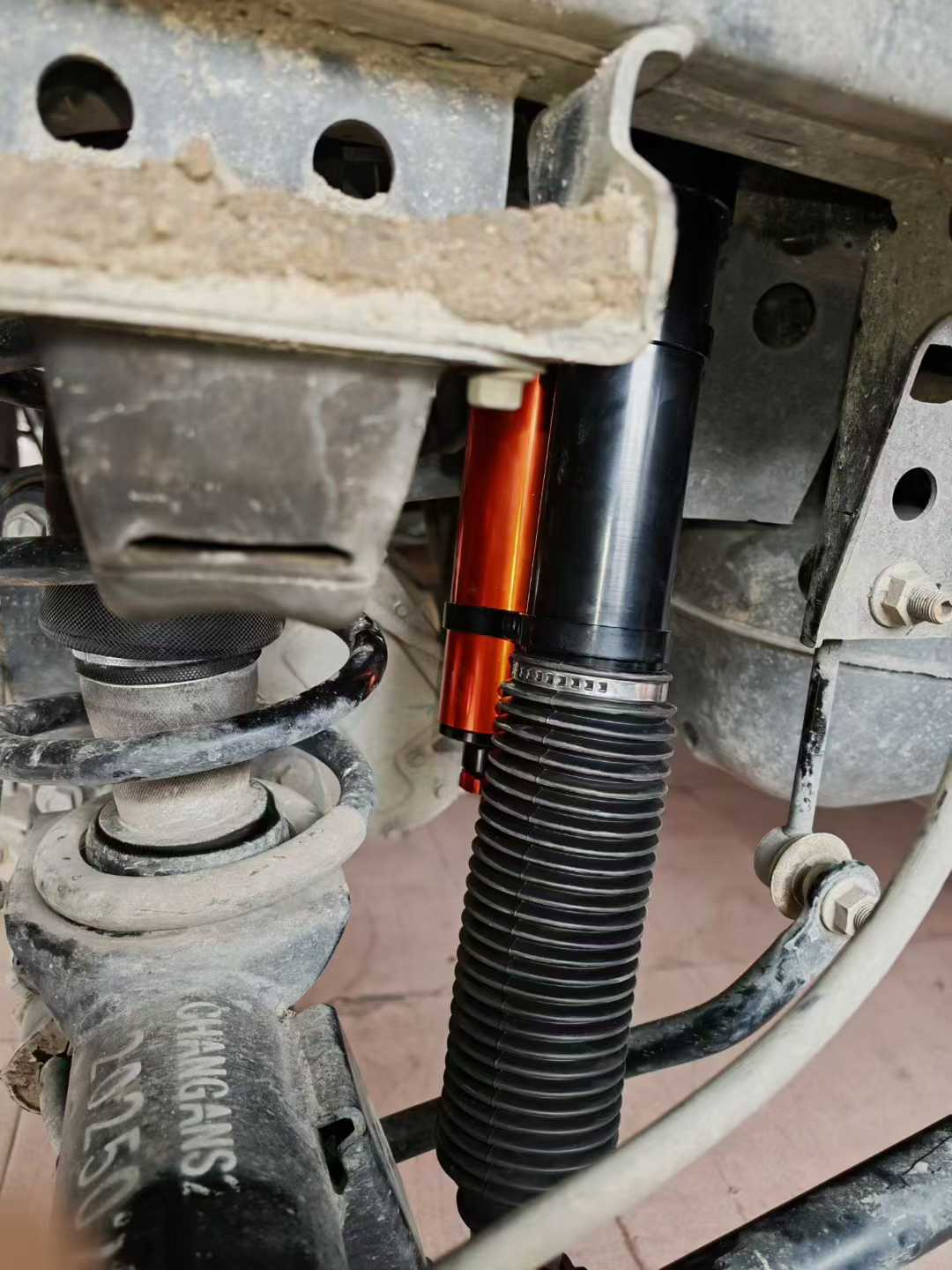 霸哥AG氮?dú)鉁p震