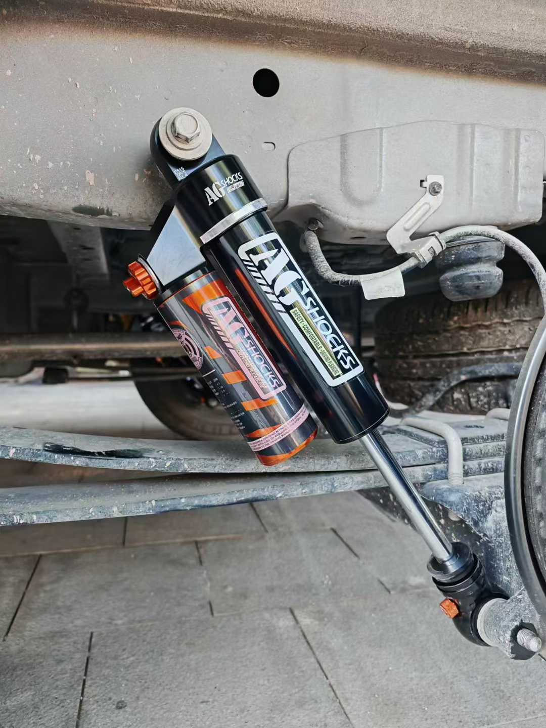 霸哥AG氮氣減震