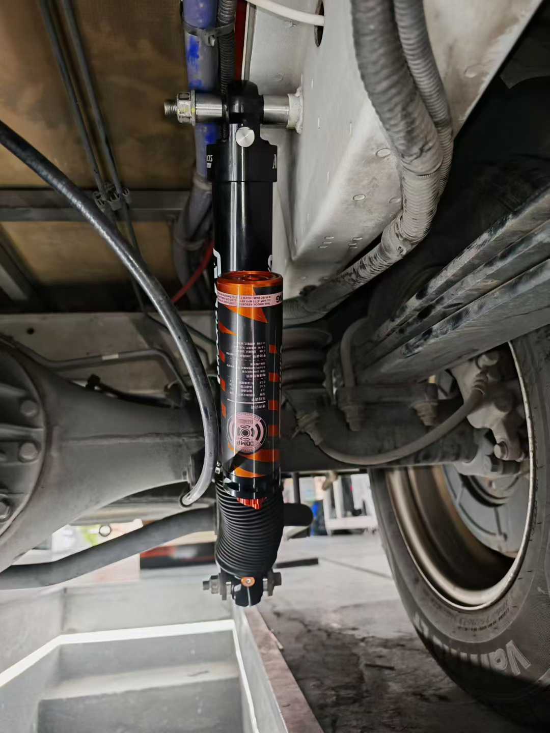 霸哥AG氮?dú)鉁p震