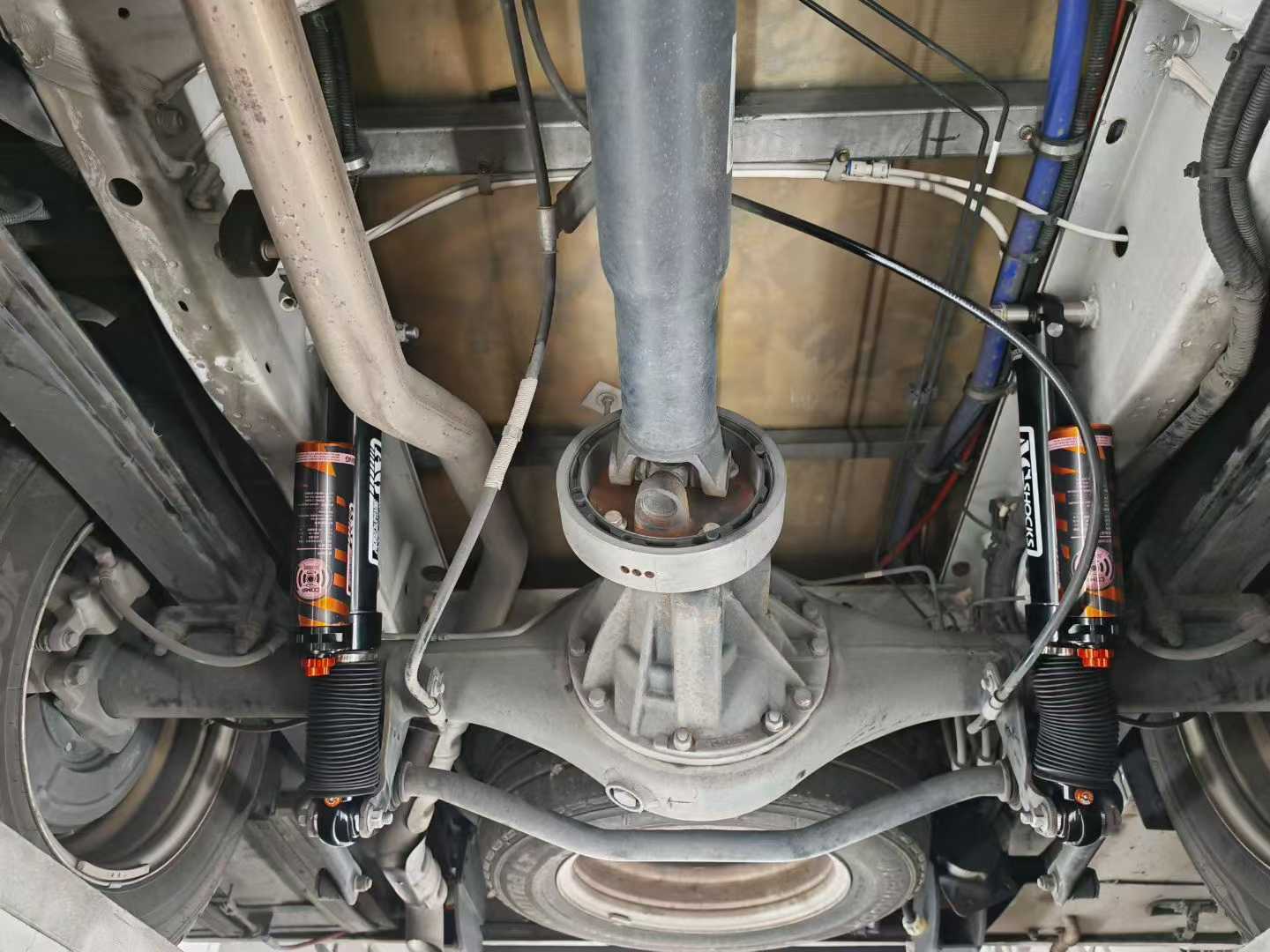 霸哥AG氮?dú)鉁p震