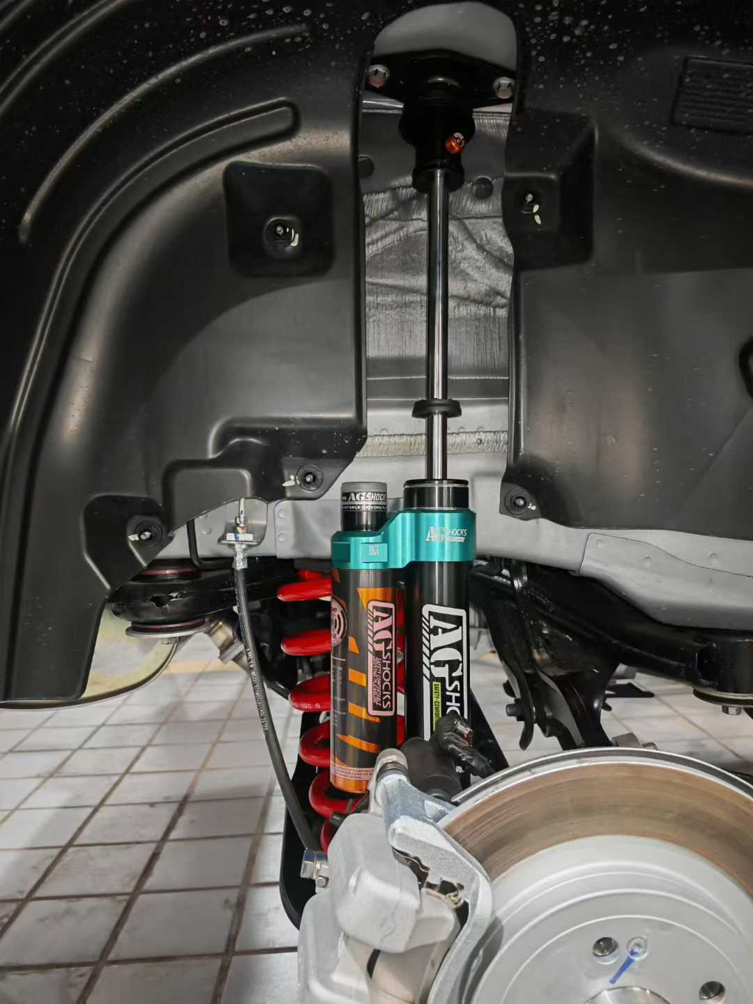 無線電調(diào)氮?dú)鉁p震