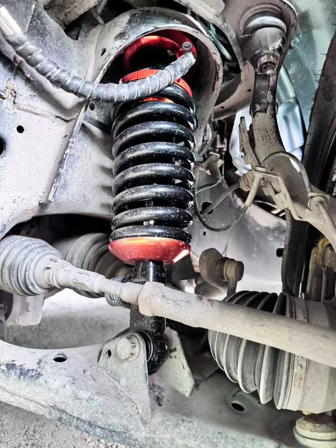 無線電控氮氣減震