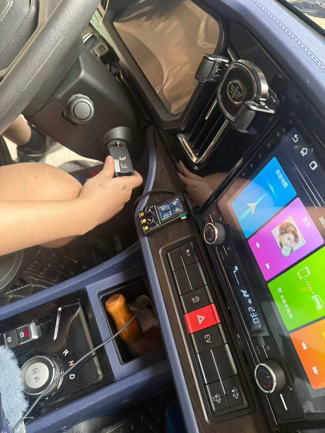 電調(diào)氮氣減震