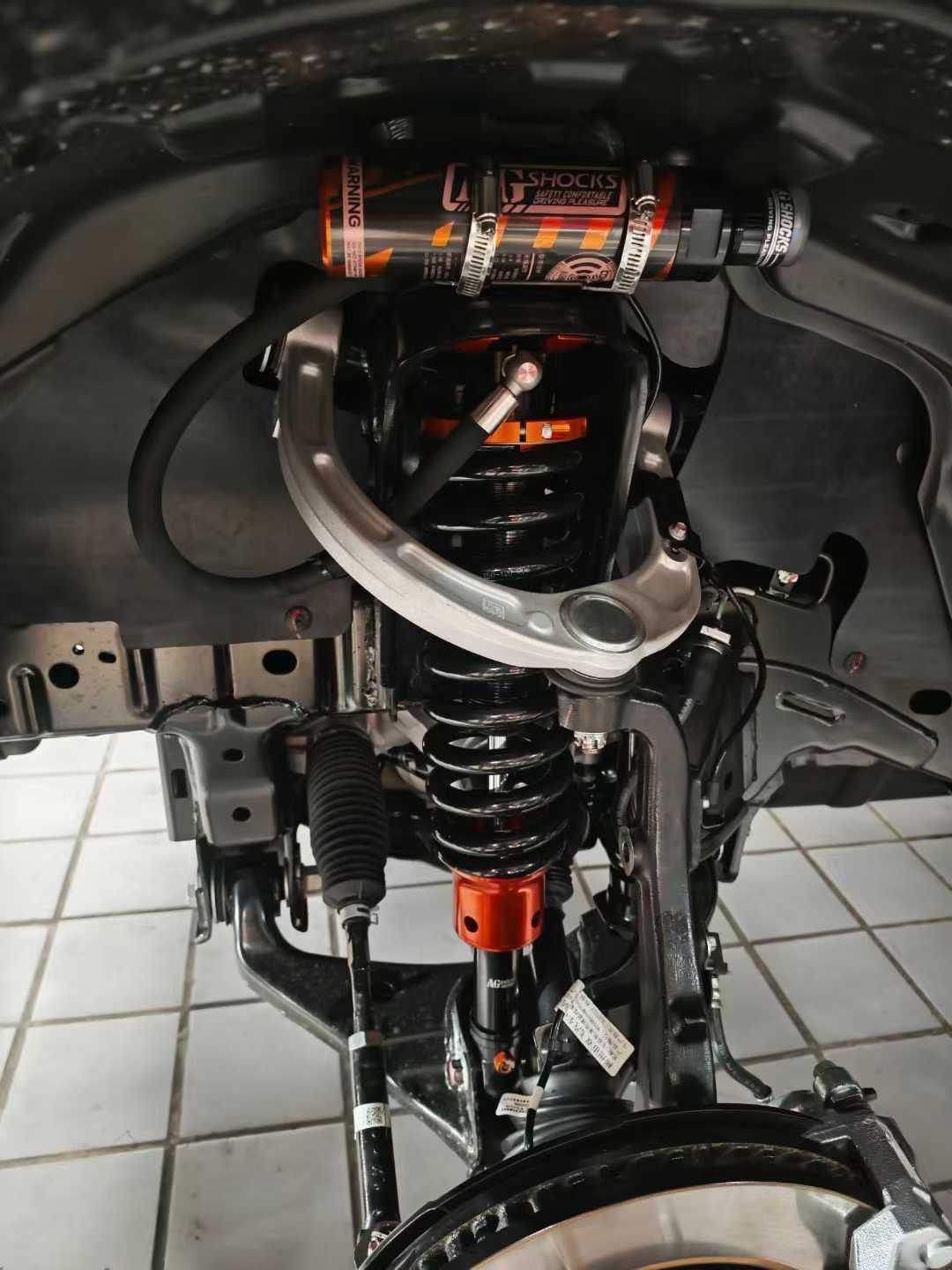 無(wú)線遙控電調(diào)氮?dú)鉁p震