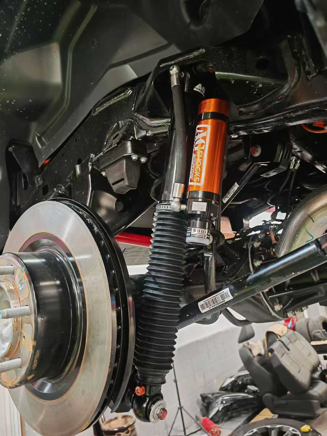 無(wú)線遙控電調(diào)氮?dú)鉁p震