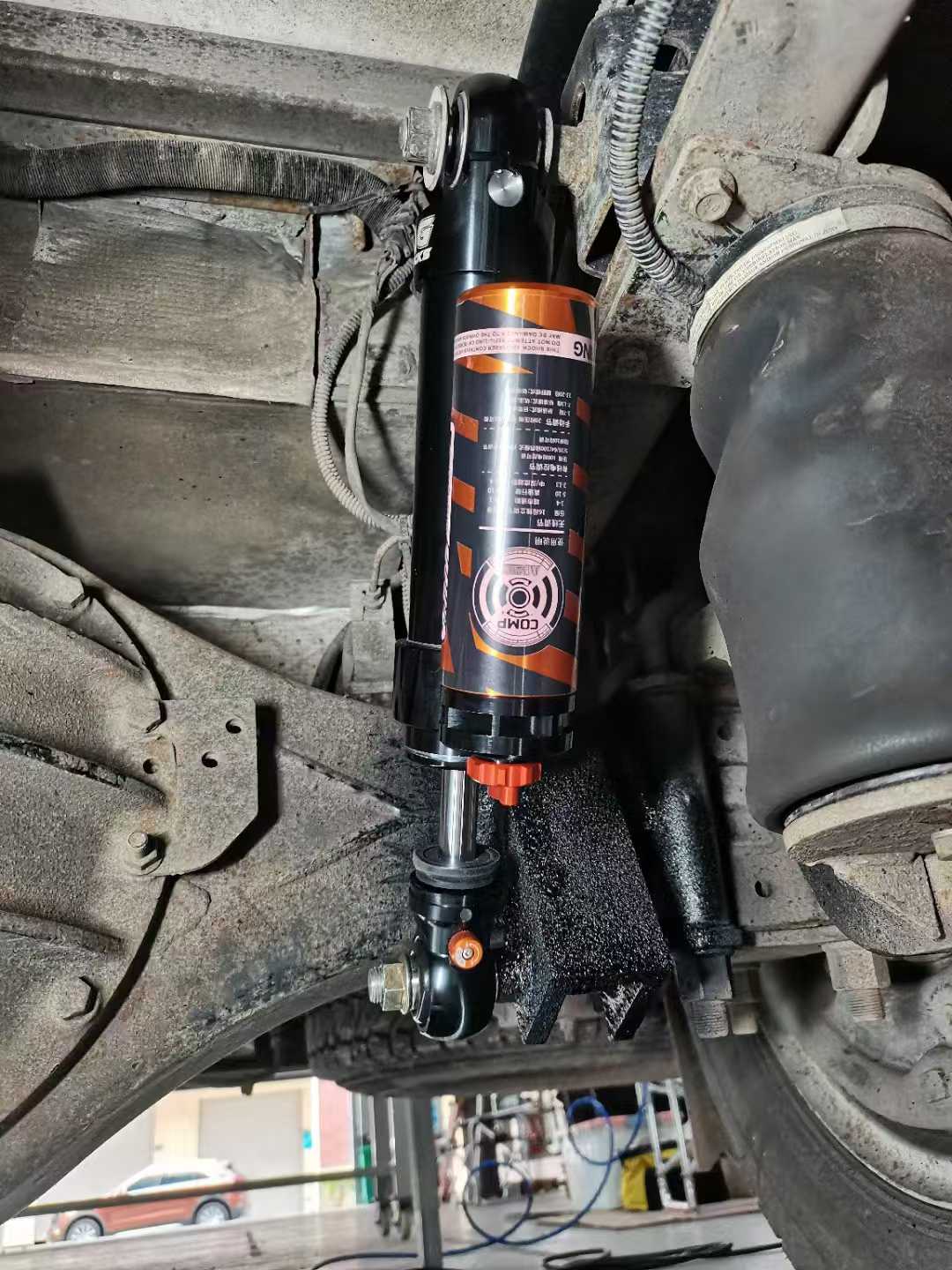 手調(diào)氮氣減震