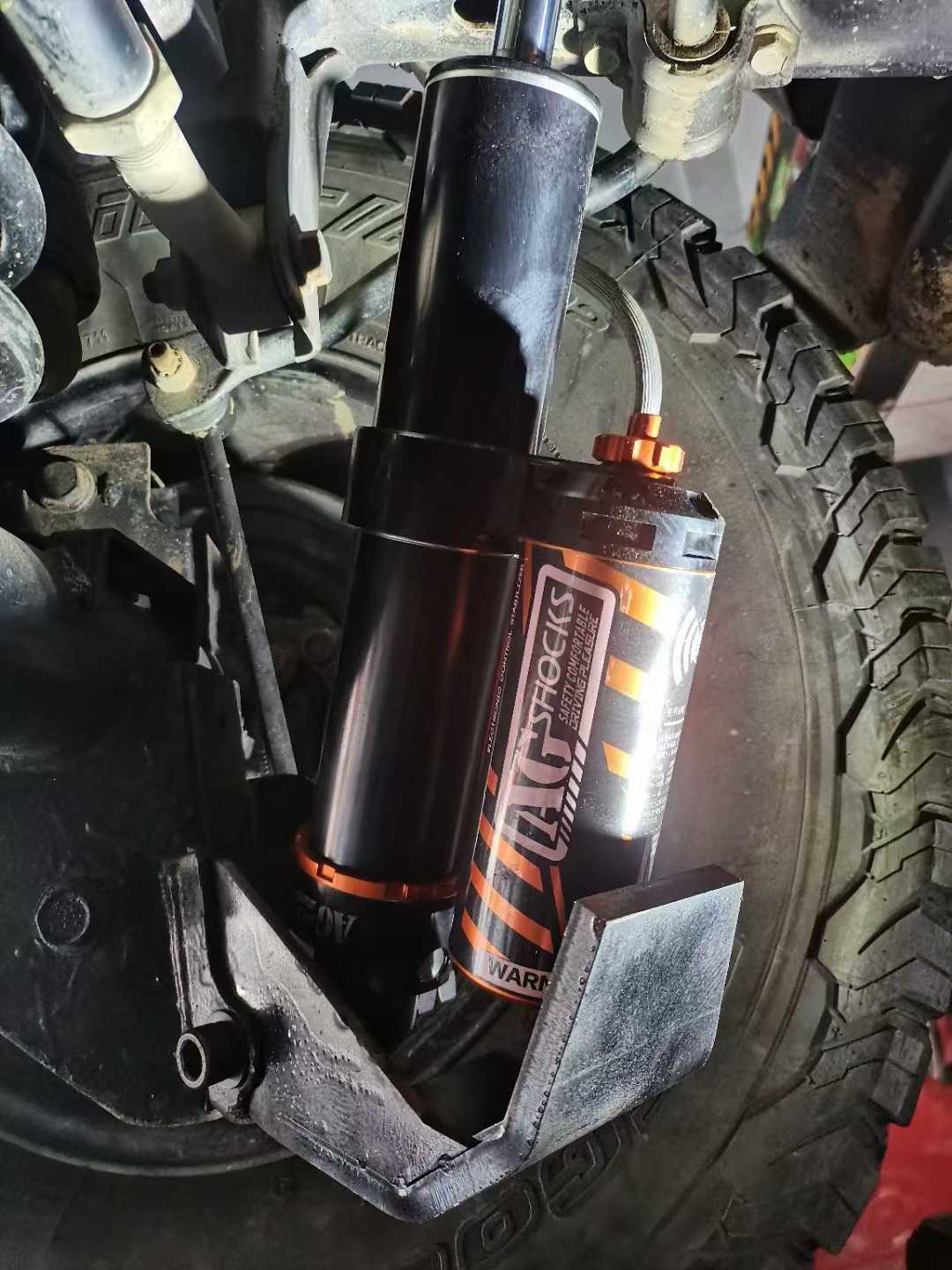 手調(diào)氮?dú)鉁p震