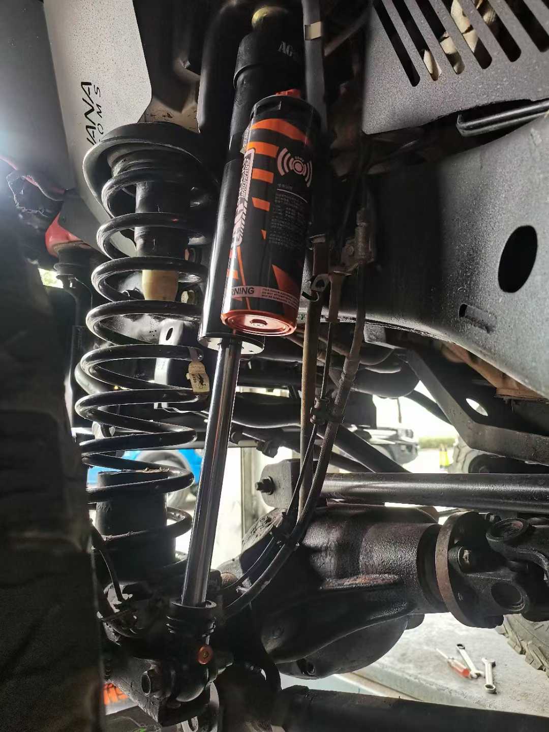 手調(diào)氮?dú)鉁p震