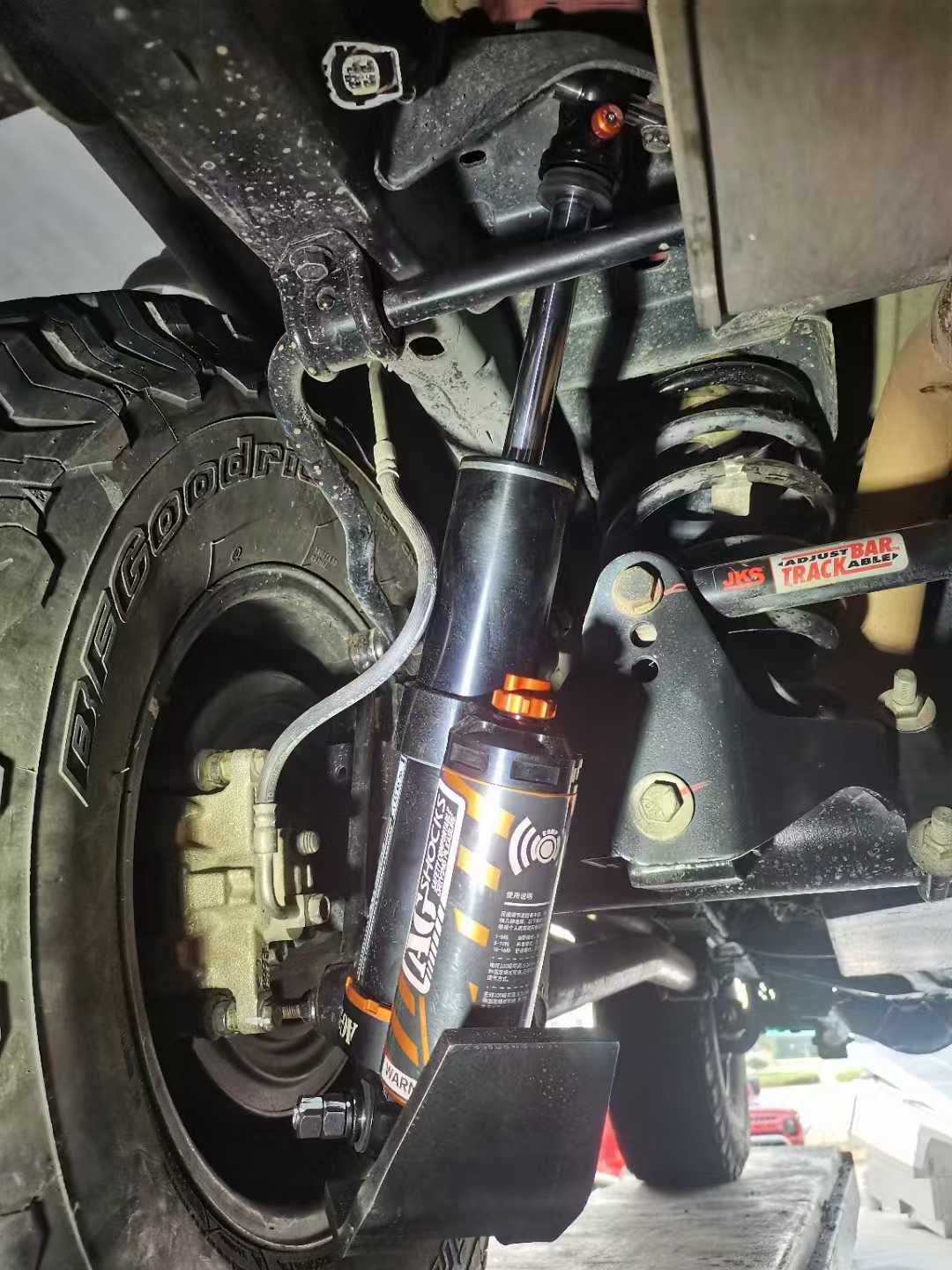 手調(diào)氮?dú)鉁p震