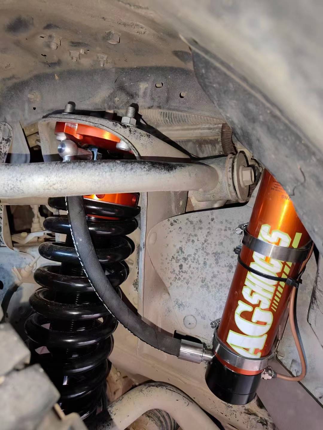 電調(diào)氮?dú)鉁p震