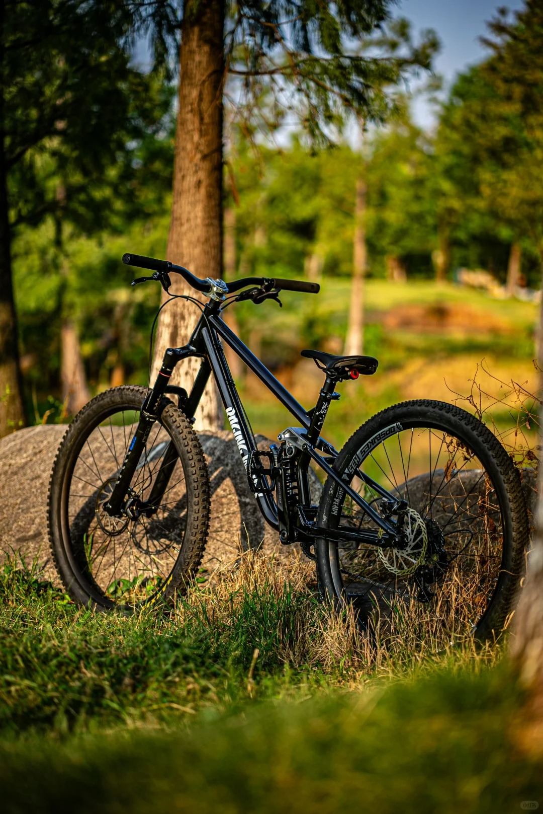 軟尾自行車避震器真的好用嗎？深入評測看優(yōu)缺點(diǎn)