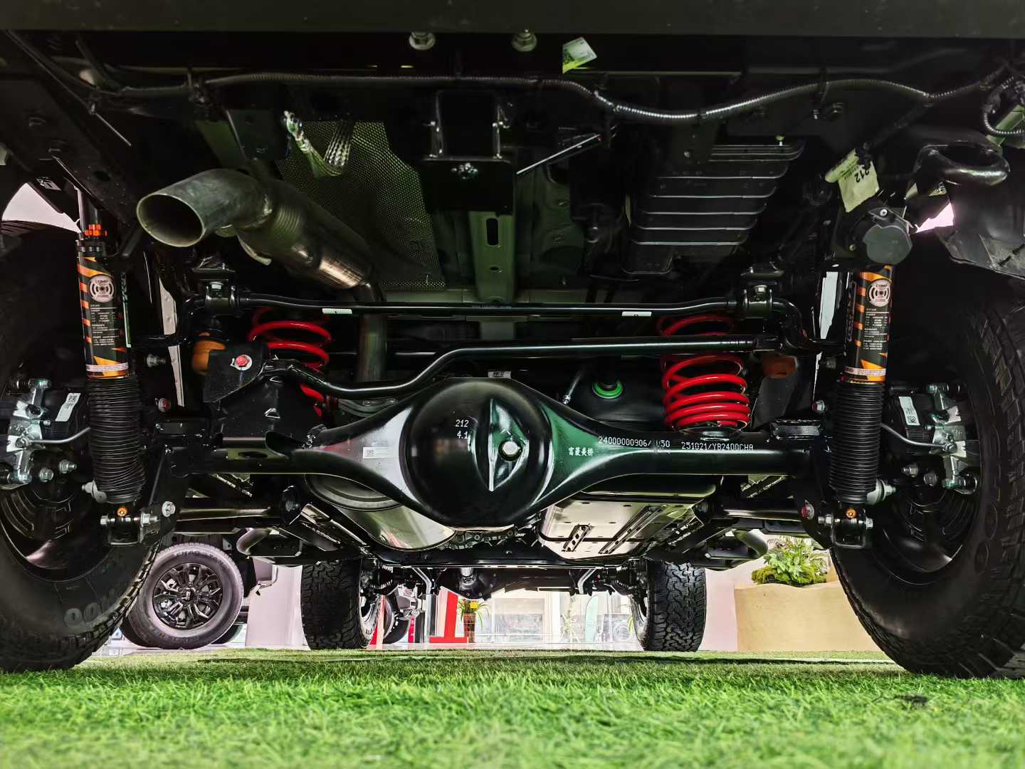 无线电控减震器