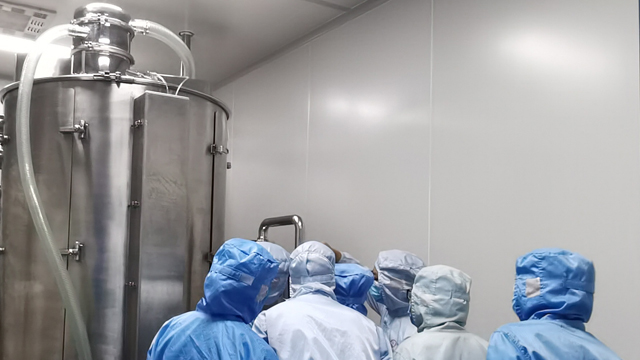 產(chǎn)能大的離心振動(dòng)干燥機(jī)怎么樣 江西赫柏康華制藥設(shè)備供應(yīng)