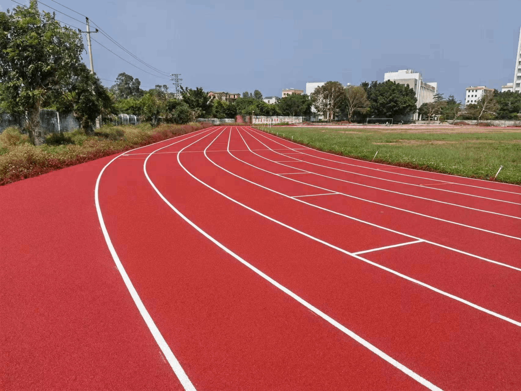 茂名4000方透氣型塑膠跑道案例分享