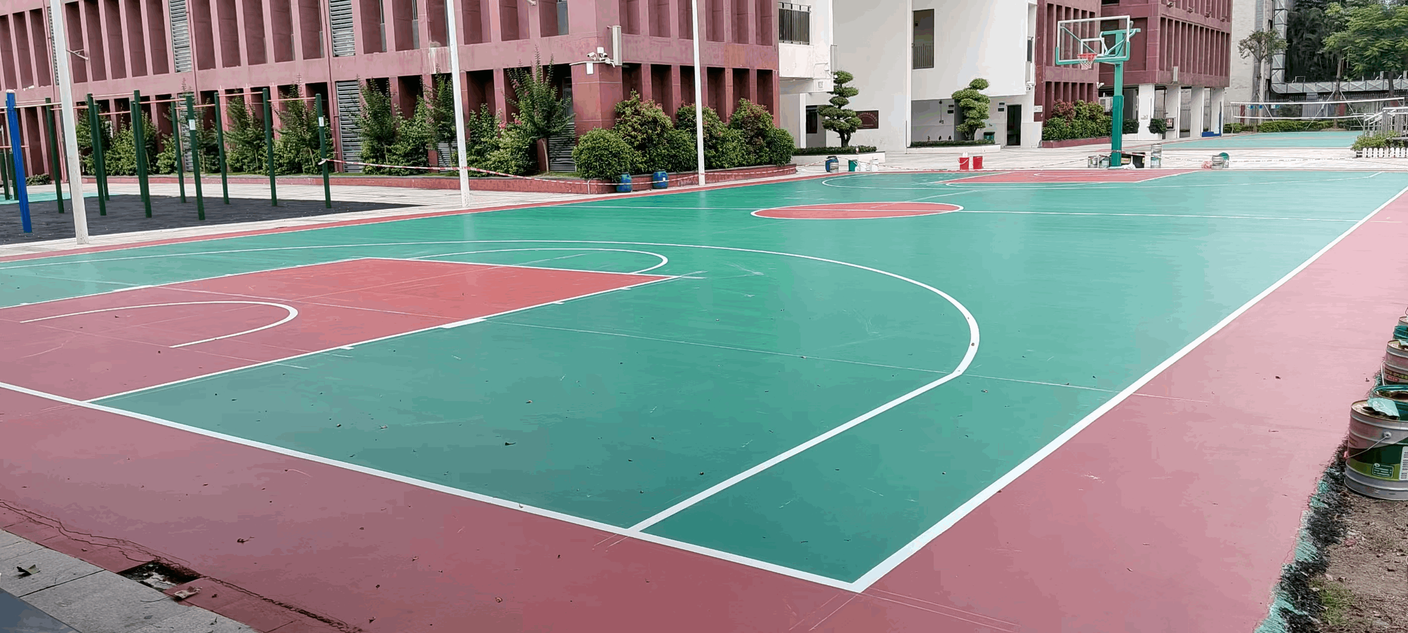 深圳龍崗硅PU籃球場