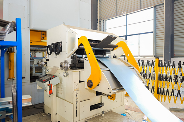 上海伺華汽車(chē)行業(yè) B 字梁生產(chǎn)線：重塑汽車(chē)制造高效創(chuàng)新