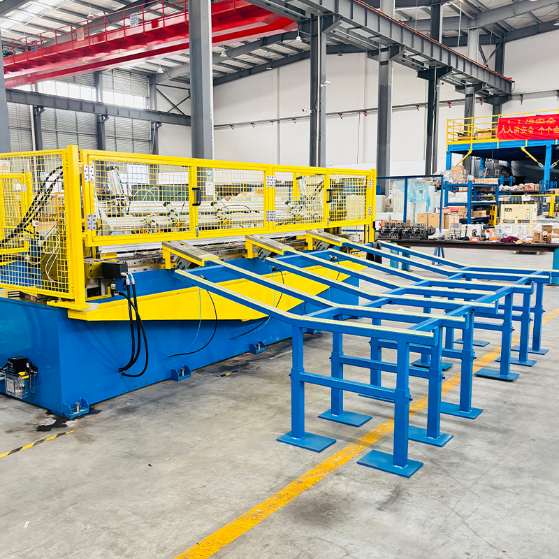 輕鋼烤漆龍骨機高效制造