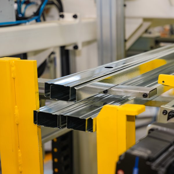 全自動(dòng)輕鋼龍骨打包機(jī)生產(chǎn)線