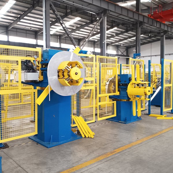 T型輕鋼烤漆龍骨機供應商上海伺華