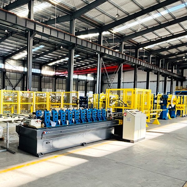 T型輕鋼烤漆龍骨機供應商上海伺華