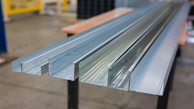 连云港U型龙骨机价格,龙骨机