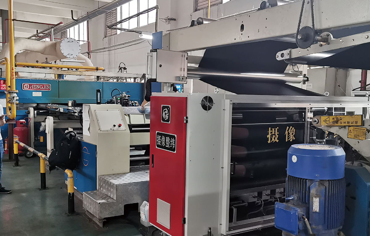 智能攝像整緯機