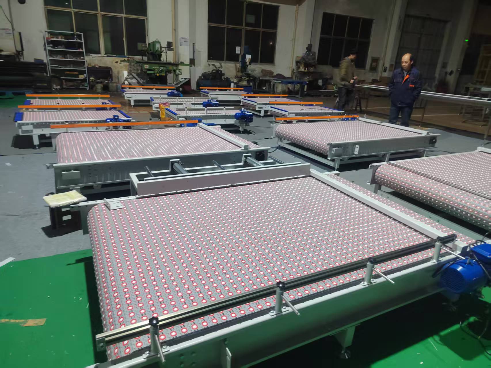 動(dòng)力滾珠網(wǎng)帶輸送線