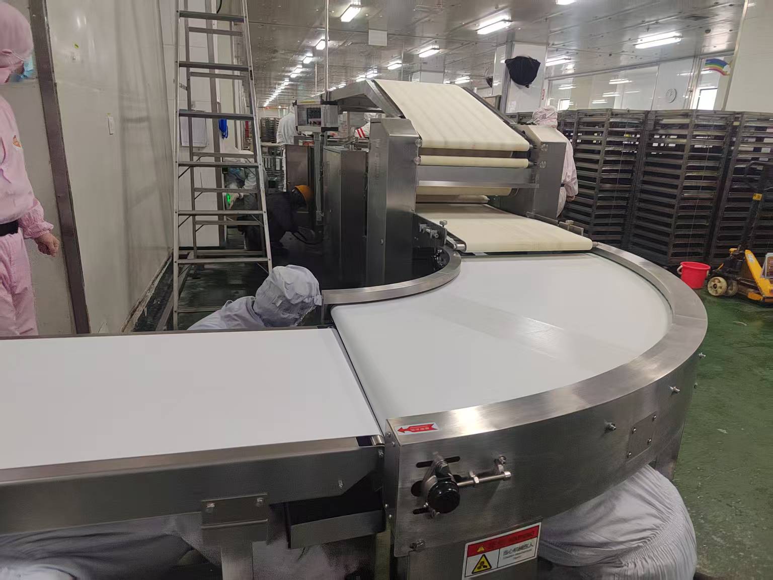 刀口過渡皮帶輸送線