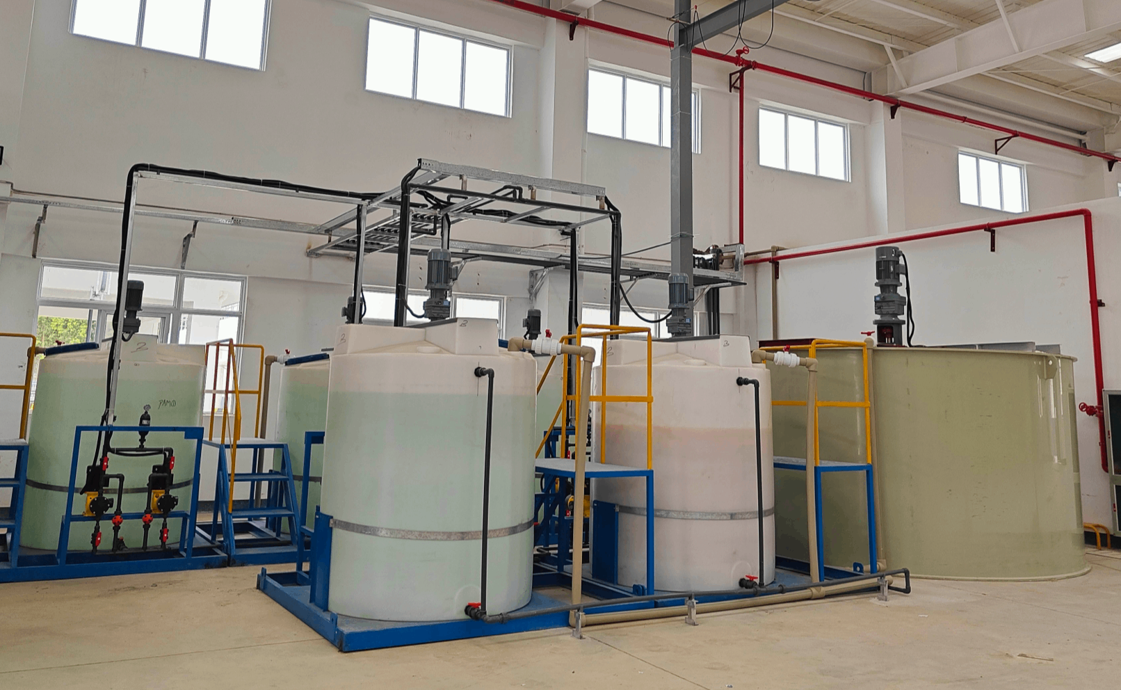 純水設備廠家淺析水處理設備電導值忽然升高?從這些方面開始排查?